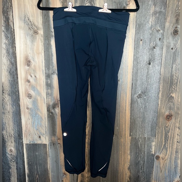 Lululemon run tight - Picture 2 of 2
